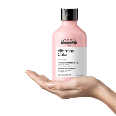 شامپو مخصوص موهای رنگ و لایت شده لورال پروفشنال مدل ویتامینو کالر حجم 300 میل Loreal professionnel Vitamino color shampoo خرید از یکتاآرا